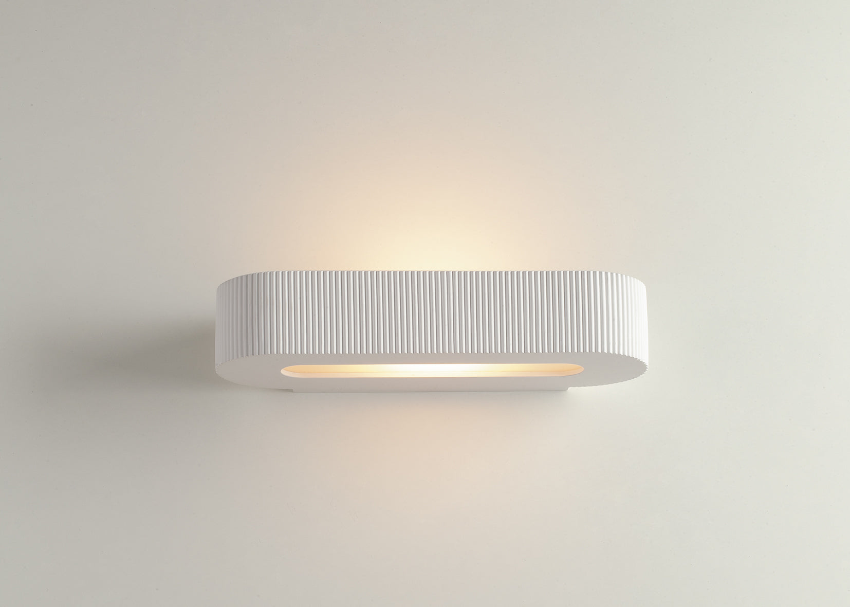 Applique a parete in gesso verniciabile diffusore inferiore in vetro satinato,diffusore superiore in acrilico bianco collezione GATSBY Applique a parete in gesso verniciabile diffusore inferiore in vetro satinato,diffusore superiore in acrilico bianco collezione GATSBY